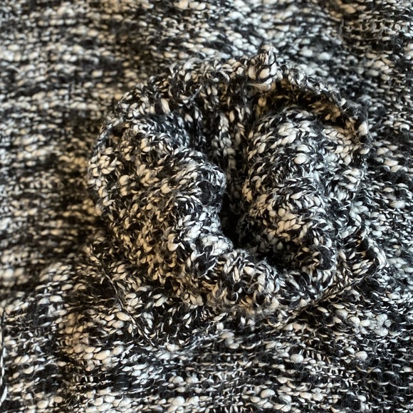 BCBG Knit Sleeveless Turtleneck Sweater - Picture 8 of 8